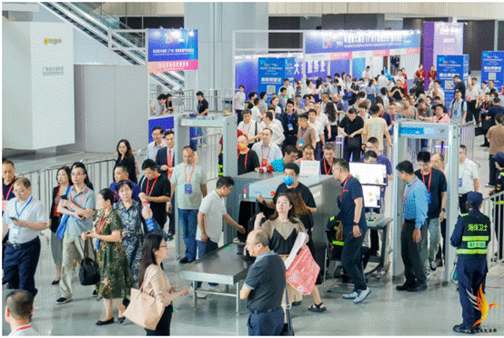 匯聚八方資源，共創(chuàng)停充輝煌！2024 大灣區(qū)智慧停車及充電樁展，聚焦熱點前沿，推動行業(yè)變革