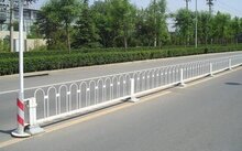 道路護(hù)欄在日常的使用中該如何保養(yǎng)維護(hù)？