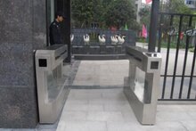 智能人行通道閘機(jī)的種類(lèi)及功能有哪些？