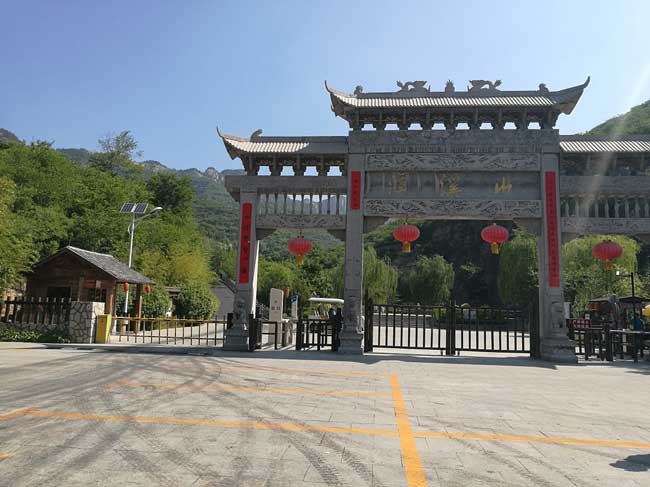 潭溪山道閘案例 - 中出網-智能出入口門戶