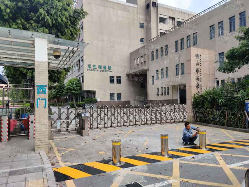 佛山市華英學校西門 - 中出網(wǎng)-智能出入口門戶