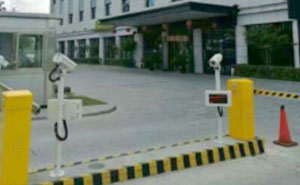 上海森景大酒店車牌識別系統(tǒng)案例 - 中出網(wǎng)-智能出入口門戶