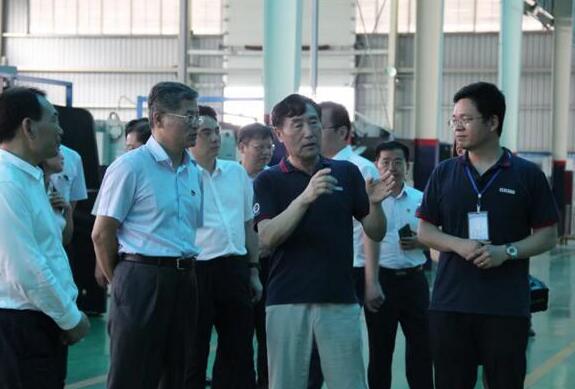 省委常委、省紀委書記馬森述蒞臨百勝智能調(diào)研指導(dǎo)