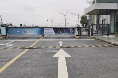 人行、車行一體化智慧管理，百勝智能助力新松機(jī)器人數(shù)字化工廠建設(shè)