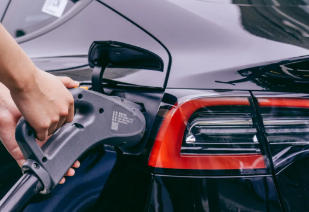 雙節(jié)同慶｜星星充電獻(xiàn)禮，5重好禮伴您暢行金秋！