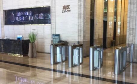 人行通道管控