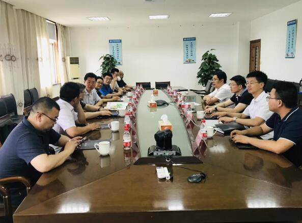 東南大學(xué)無錫國(guó)際校區(qū)張繼文常務(wù)副校長(zhǎng)一行來公司調(diào)研