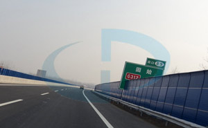 淮固高速公路護欄案例 - 中出網(wǎng)-智能出入口門戶