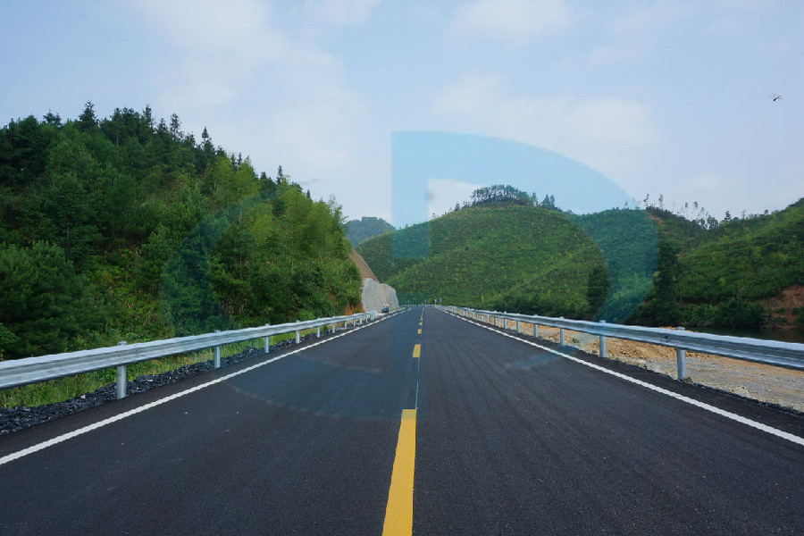 浙江淳楊公路護欄案例 - 中出網(wǎng)-智能出入口門戶