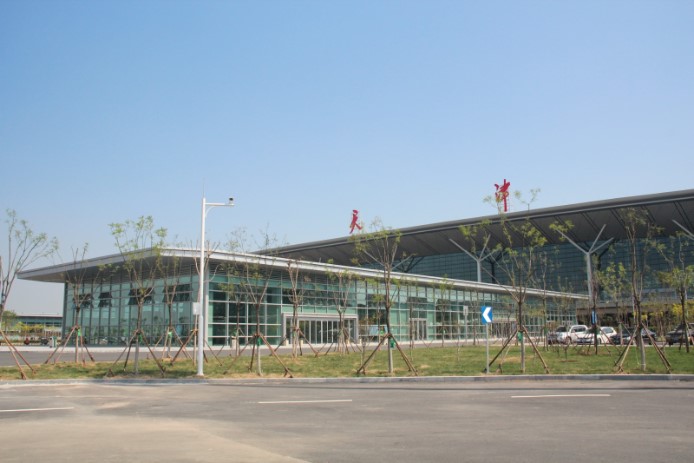 天津機(jī)場(chǎng)自動(dòng)門案例 - 中出網(wǎng)-智能出入口門戶