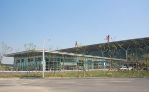 天津機(jī)場(chǎng)自動(dòng)門案例 - 中出網(wǎng)-智能出入口門戶