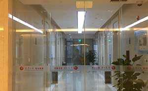 重慶日報自動門案例 - 中出網(wǎng)-智能出入口門戶