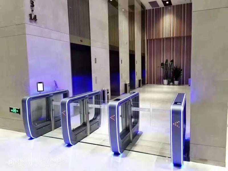 人行通道閘相關(guān)施工案例 - 中出網(wǎng)-智能出入口與停車充電門戶