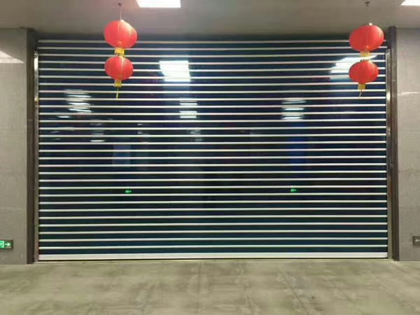 水晶卷簾門 