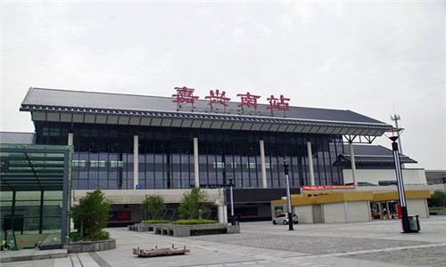 嘉興高鐵站電動(dòng)卷簾門案例 - 中出網(wǎng)-智能出入口門戶
