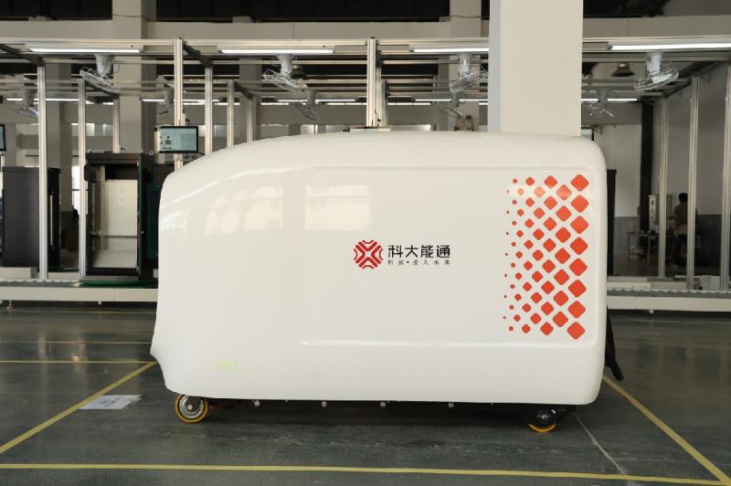 儲能式移動充電機(jī)器人