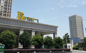襄陽漢江夢(mèng)小區(qū)道閘案例 - 中出網(wǎng)-智能出入口門戶