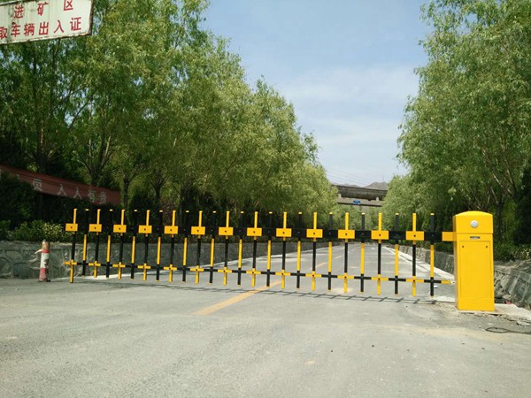 涉縣天鐵集團(tuán)道閘案例 - 中出網(wǎng)-智能出入口門(mén)戶