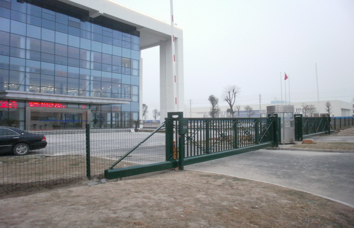泰州防疫中心對(duì)南北德信懸浮折疊門(mén)產(chǎn)品表示支持