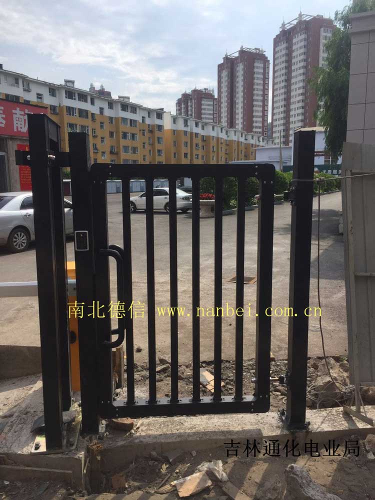 吉林通化電業(yè)局小門 - 中出網(wǎng)-智能出入口門戶