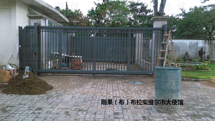 剛果大使館安寶S2智能安全伸縮平移門工程案例 - 中出網(wǎng)-智能出入口門戶