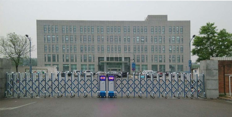 北京交通部公路試驗場智能安全伸縮平移門工程案例 - 中出網(wǎng)-智能出入口與停車充電門戶