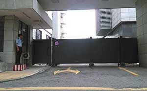 廣東建筑文化遺產(chǎn)保護(hù)園智能懸折門(mén)工程案例 - 中出網(wǎng)-智能出入口門(mén)戶