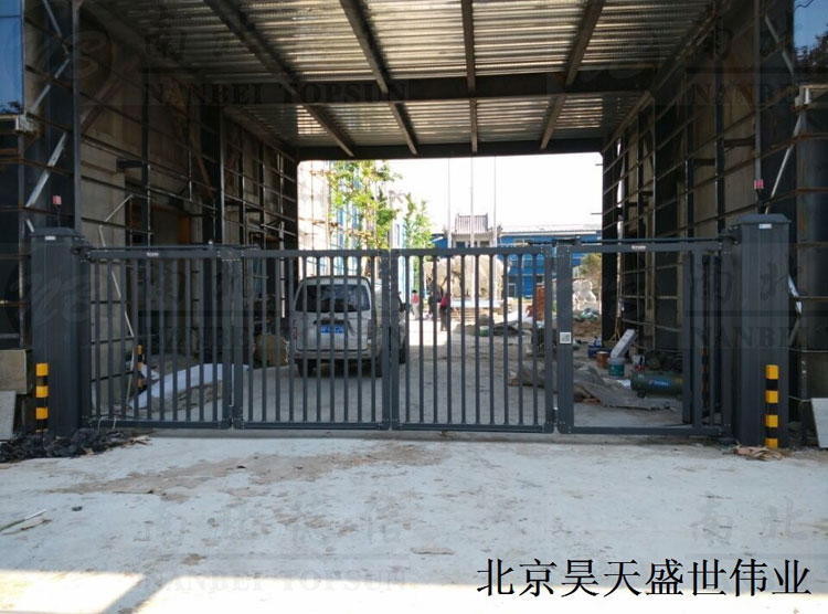 北京昊天盛世偉業(yè)智能懸折門案例 - 中出網(wǎng)-智能出入口門戶
