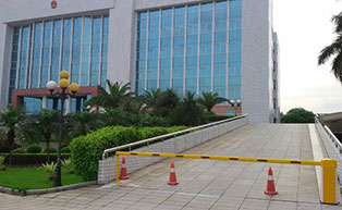東莞市東坑人民政府停車場系統(tǒng)工程案例 - 中出網(wǎng)-智能出入口門戶