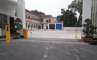 柳州158軍區(qū)醫(yī)院停車場系統(tǒng)工程案例 - 中出網(wǎng)-智能出入口門戶