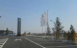 呼和浩特市奔馳4S店三根不銹鋼錐形旗桿案例 - 中出網(wǎng)-智能出入口門戶