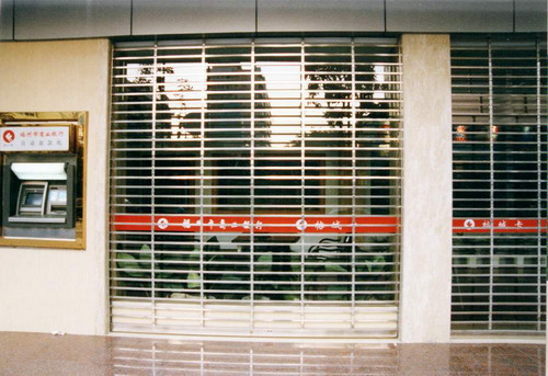 電動(dòng)不銹鋼卷簾門(mén)