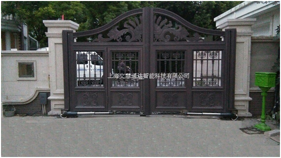 東源麗晶別墅-24V直臂開門機(jī)案例 - 中出網(wǎng)-智能出入口門戶