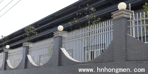 湖南紅宇耐磨材料有限公司D型標(biāo)準(zhǔn)柵欄工程案例 - 中出網(wǎng)-智能出入口門戶