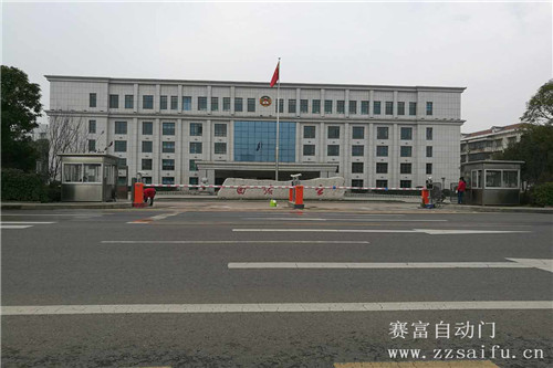 株洲市政協(xié)停車場系統(tǒng)案例 - 中出網(wǎng)-智能出入口門戶