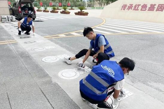 【卓奧世鵬】不畏盛夏酷暑，撐起平安“保護傘”