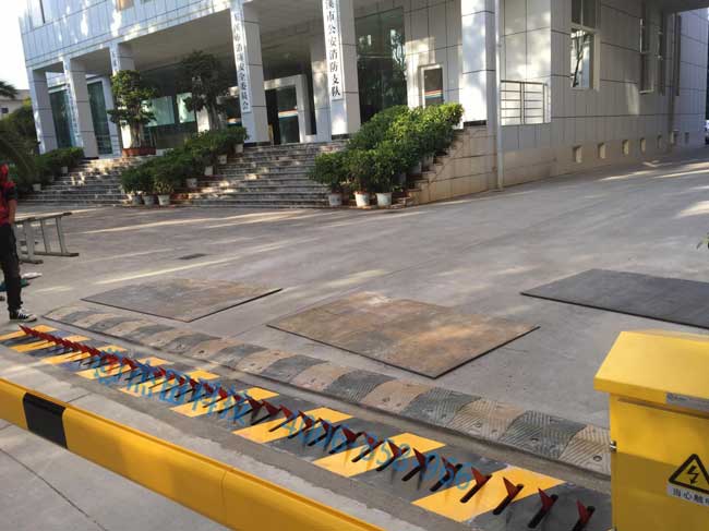 玉溪市消防支隊破胎器案例 - 中出網(wǎng)-智能出入口門戶