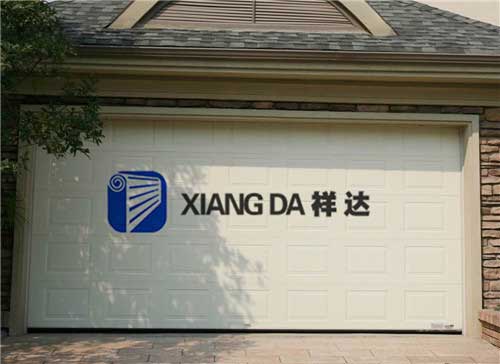 工業(yè)車(chē)庫(kù)門(mén)