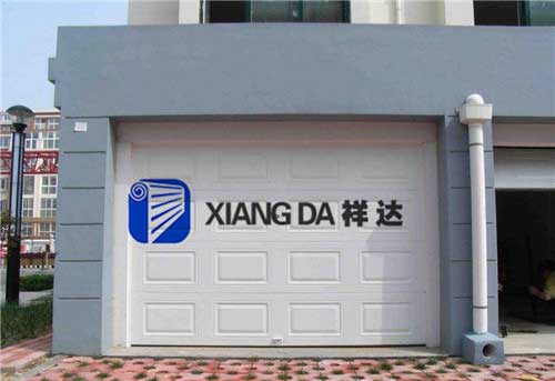 智能車庫門