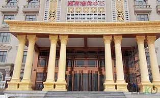 張家口塞北假日酒店旋轉(zhuǎn)門工程案例 - 中出網(wǎng)-智能出入口門戶