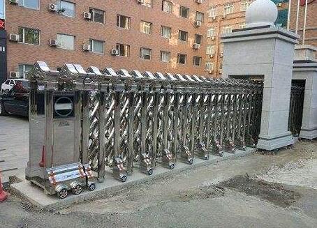 寧波出安智能電動(dòng)伸縮門成功牽手寧波市甬大教育專修學(xué)校