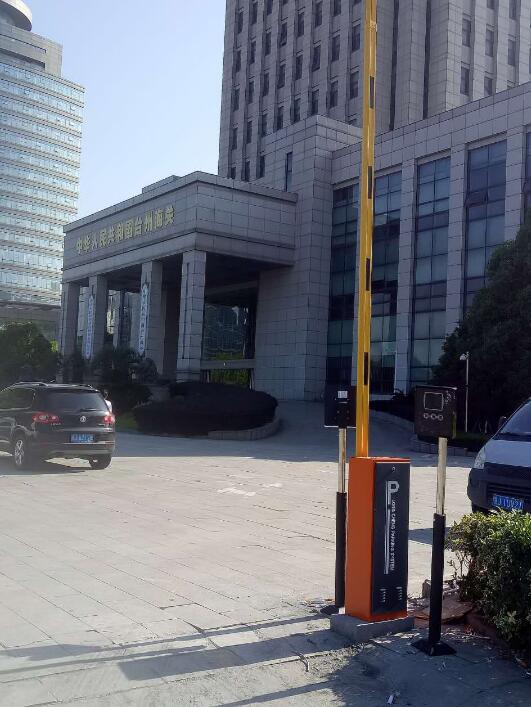 感謝椒江海關(guān)一直以來對臺州出安智能道閘的支持！
