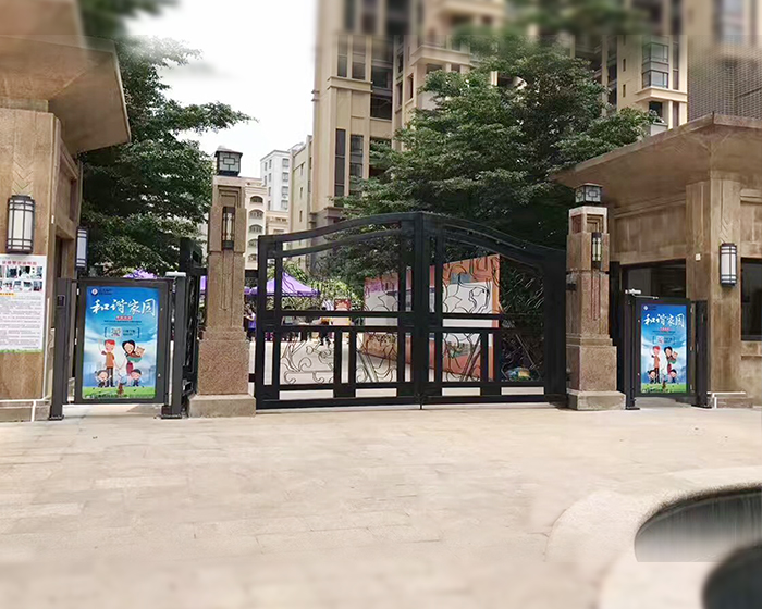 惠州出安智能廣告小門(mén)進(jìn)駐惠州天翔華利苑小區(qū)