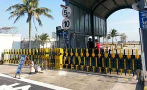 珠海市珠港機(jī)場管理有限公司柵欄道閘案例
