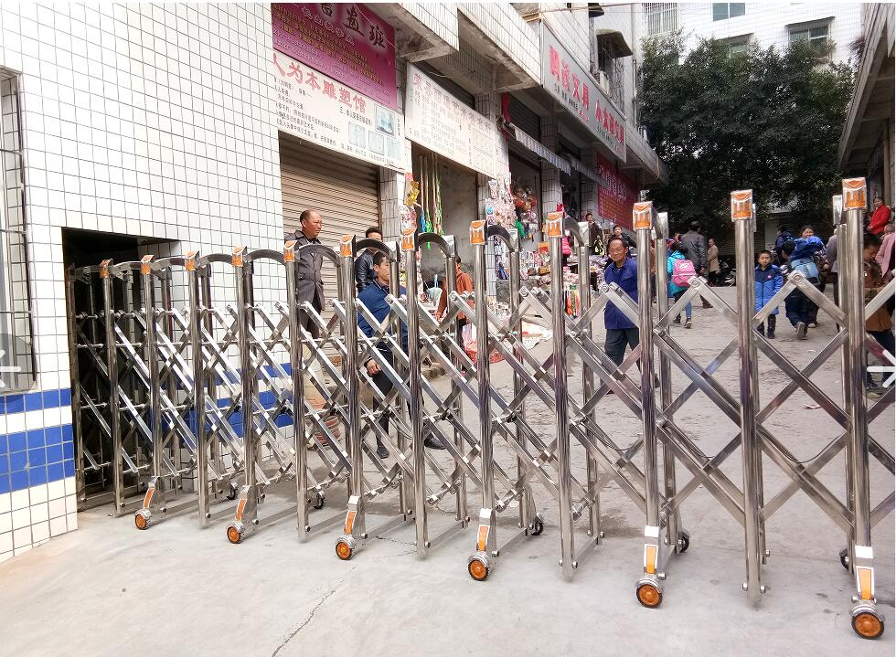 通遼市紅星小區(qū)電動(dòng)伸縮門案例 - 中出網(wǎng)-智能出入口門戶