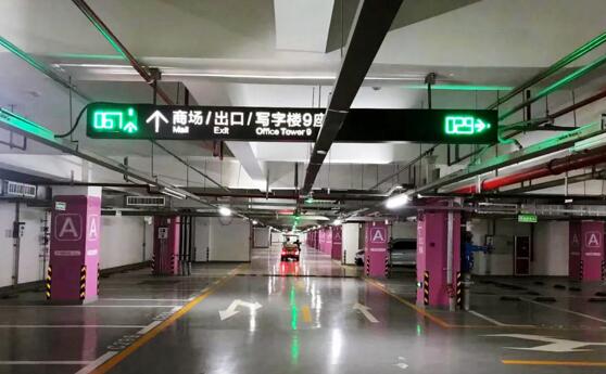 綠地新都會(huì)·新田360廣場(chǎng)便啟用了科拓·速泊停車服務(wù)