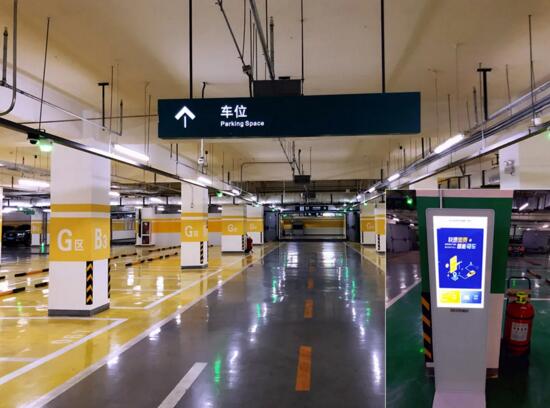 地下車庫使用道爾全系列視頻車位引導系統(tǒng)約600個