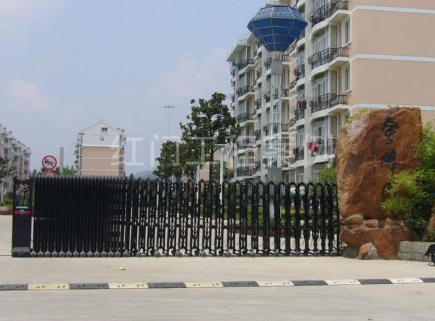 喜迎滁州出安智能電動(dòng)伸縮門進(jìn)駐滁州會(huì)峰園居民小區(qū)