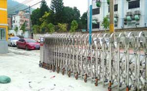 十堰科威機(jī)電裝備股份有限公司電動伸縮門案例