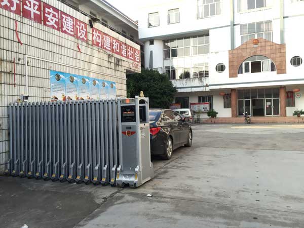梧州蒙山縣新圩鎮(zhèn)人民政府電動(dòng)伸縮門案例 - 中出網(wǎng)-智能出入口門戶